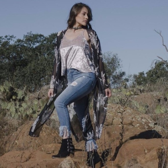 Double Zero blush crushed velvet camisole top - Picture 3 of 4